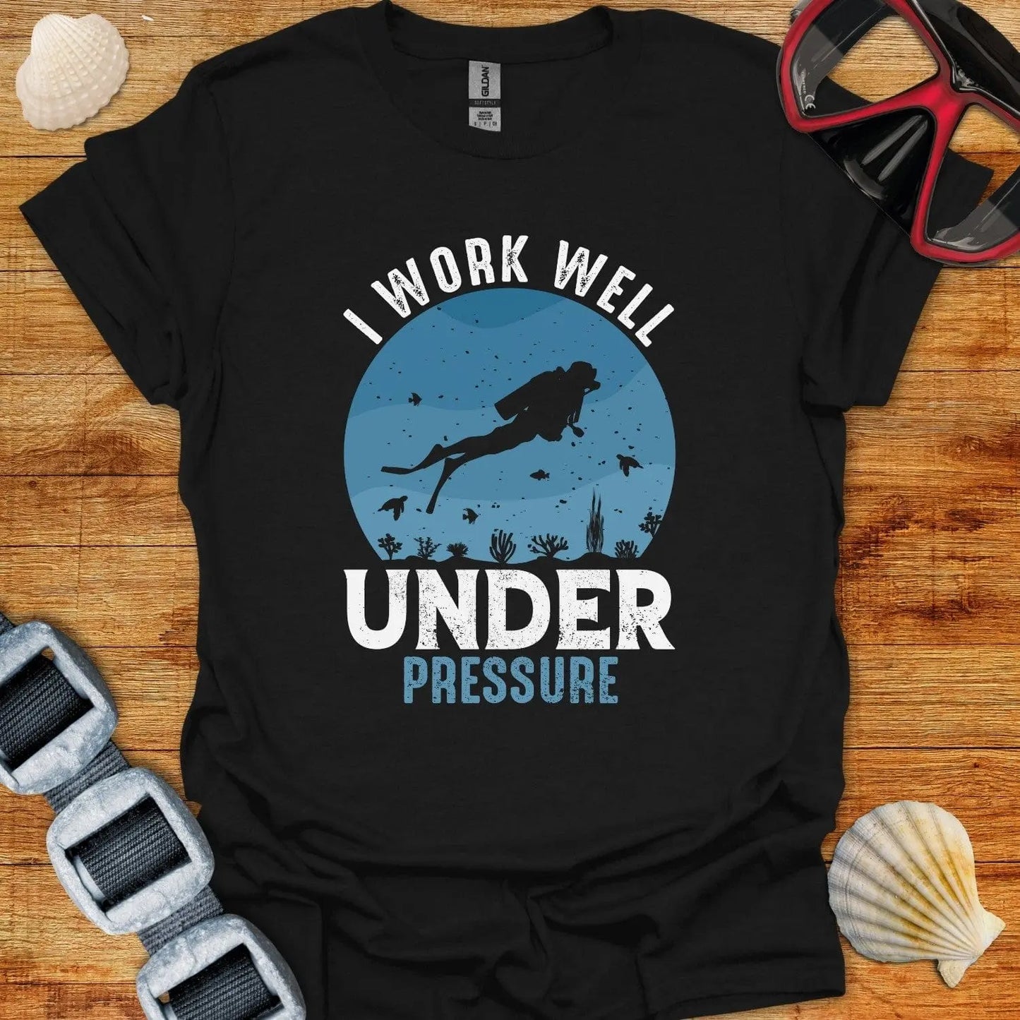 T-Shirt Black / XS I Work Well Under Pressure