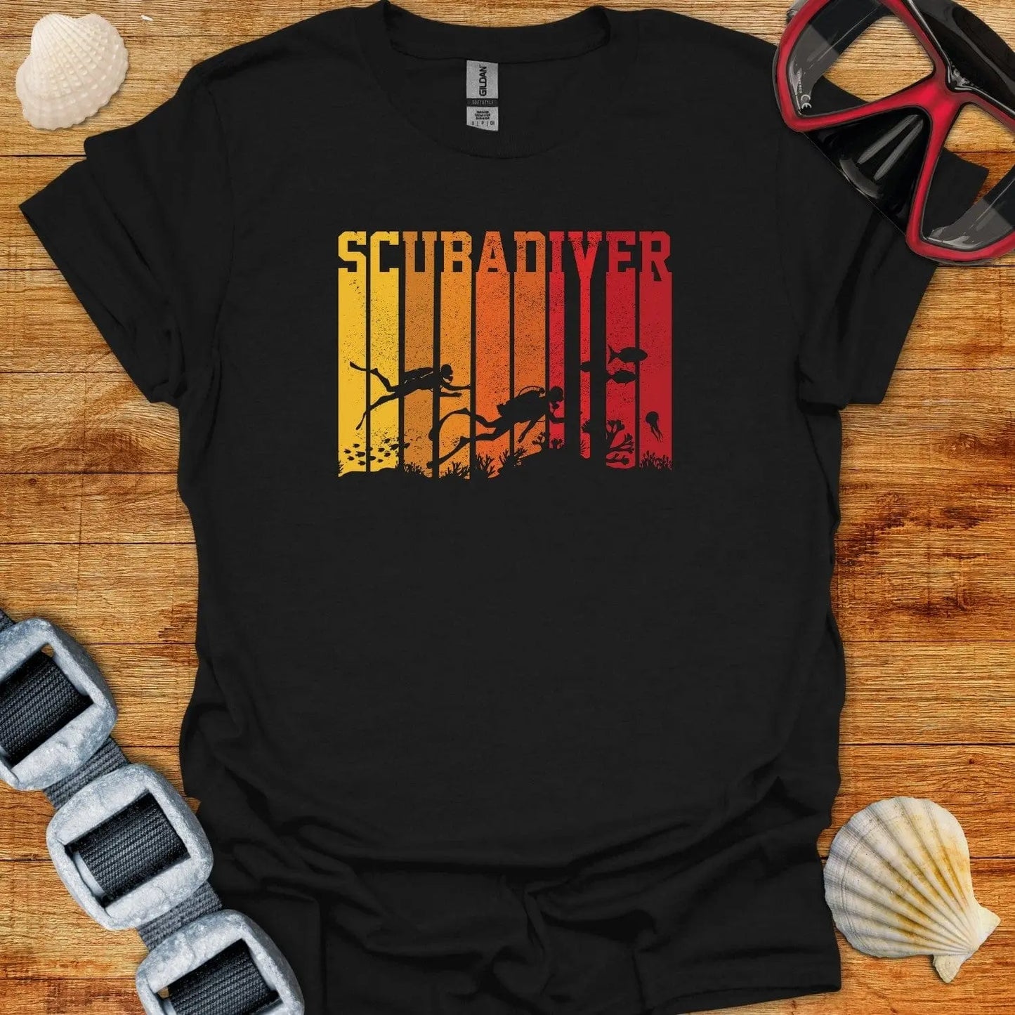 T-Shirt Black / XS Scuba Diver