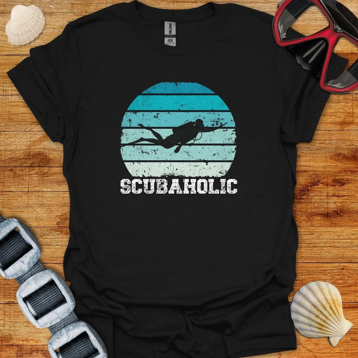 T-Shirt Black / XS Scubaholic