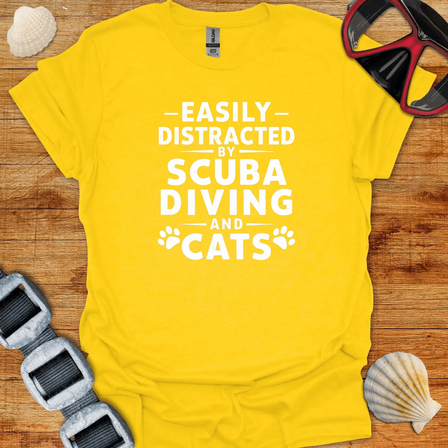 T-Shirt Daisy / S Scuba and Cats T-Shirt