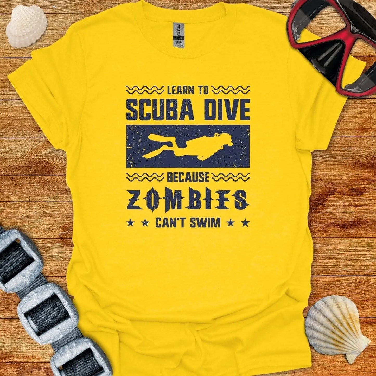 T-Shirt Daisy / S Zombies Can't Swim