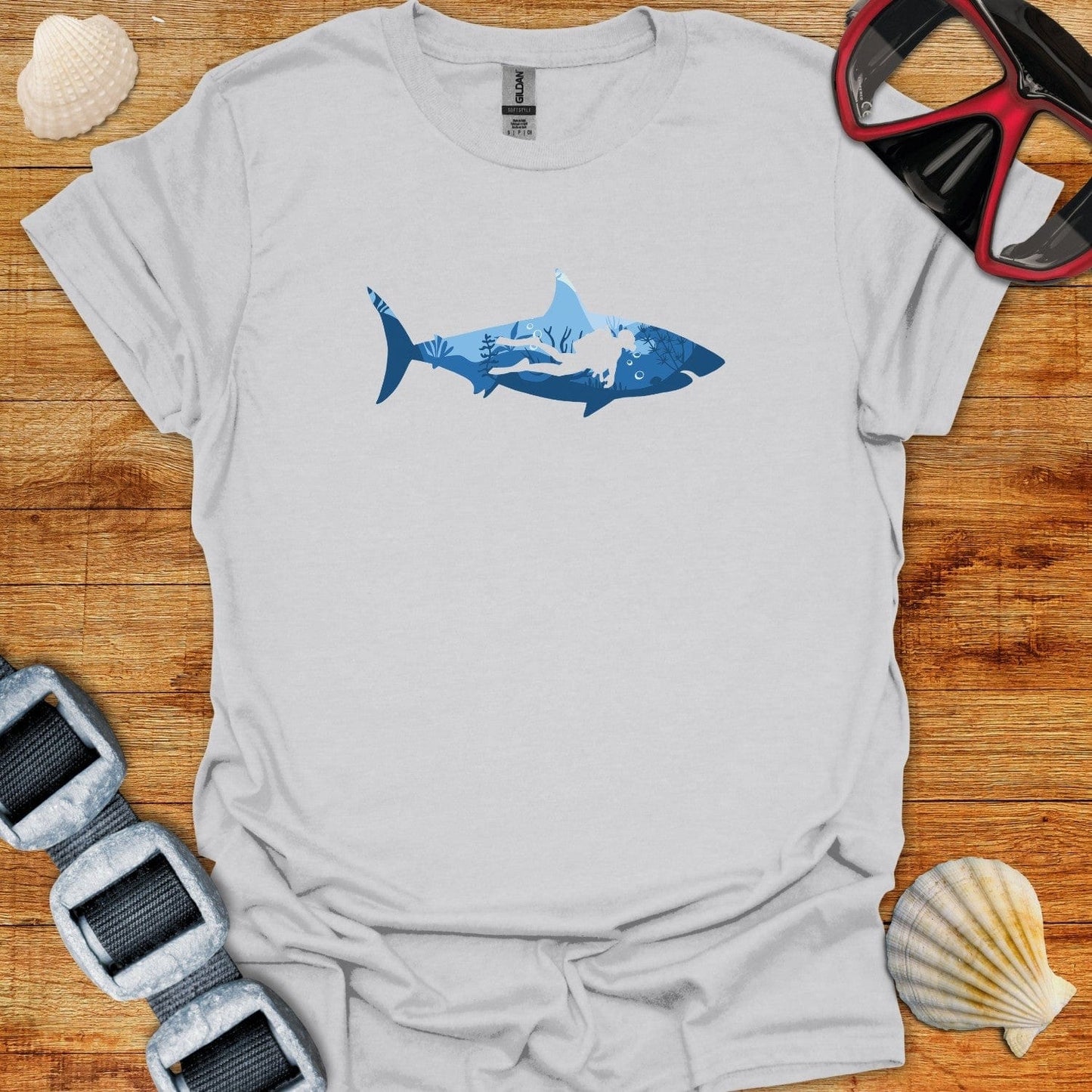 T-Shirt Ice Grey / S Great White Shark