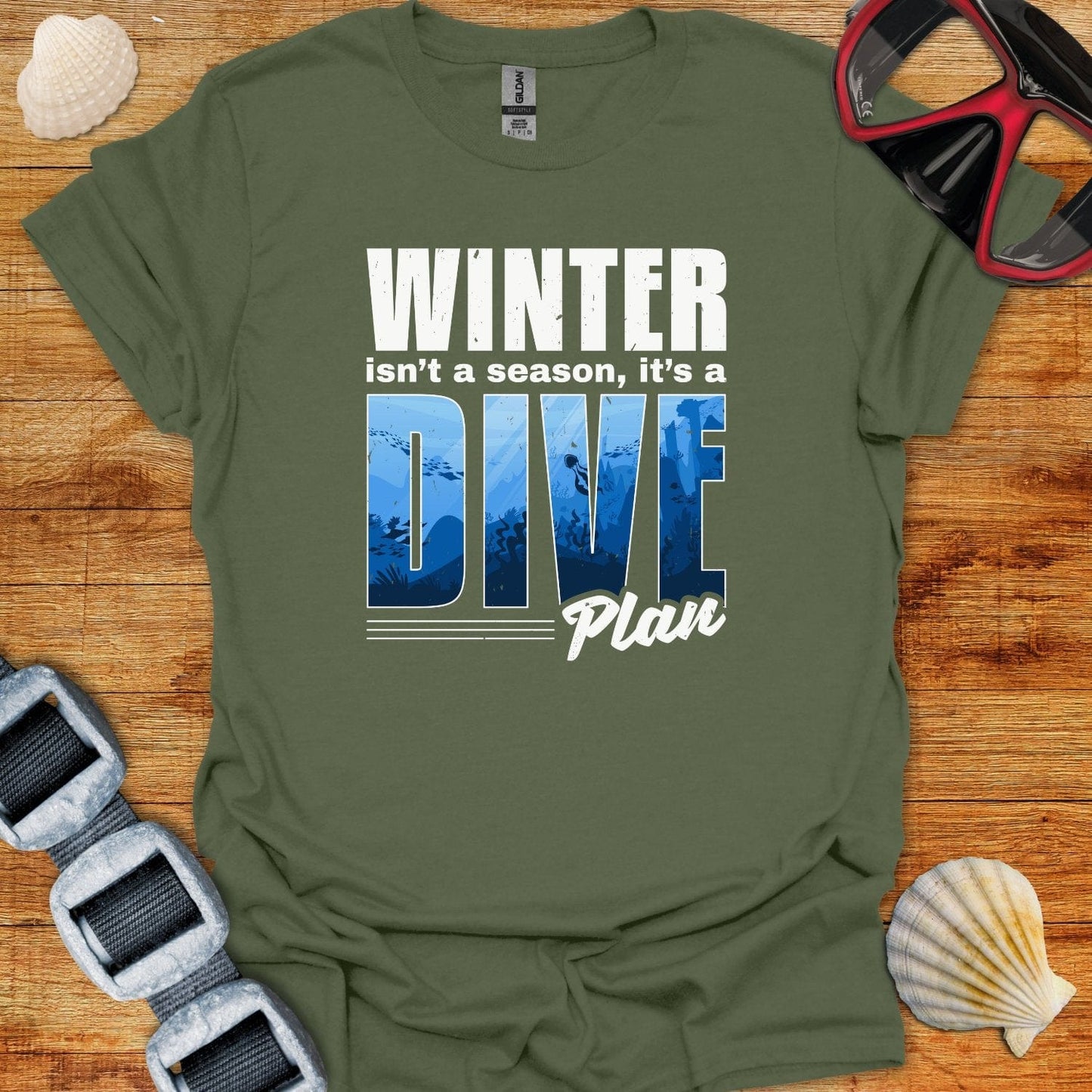 T-Shirt Military Green / S Winter isn't a season