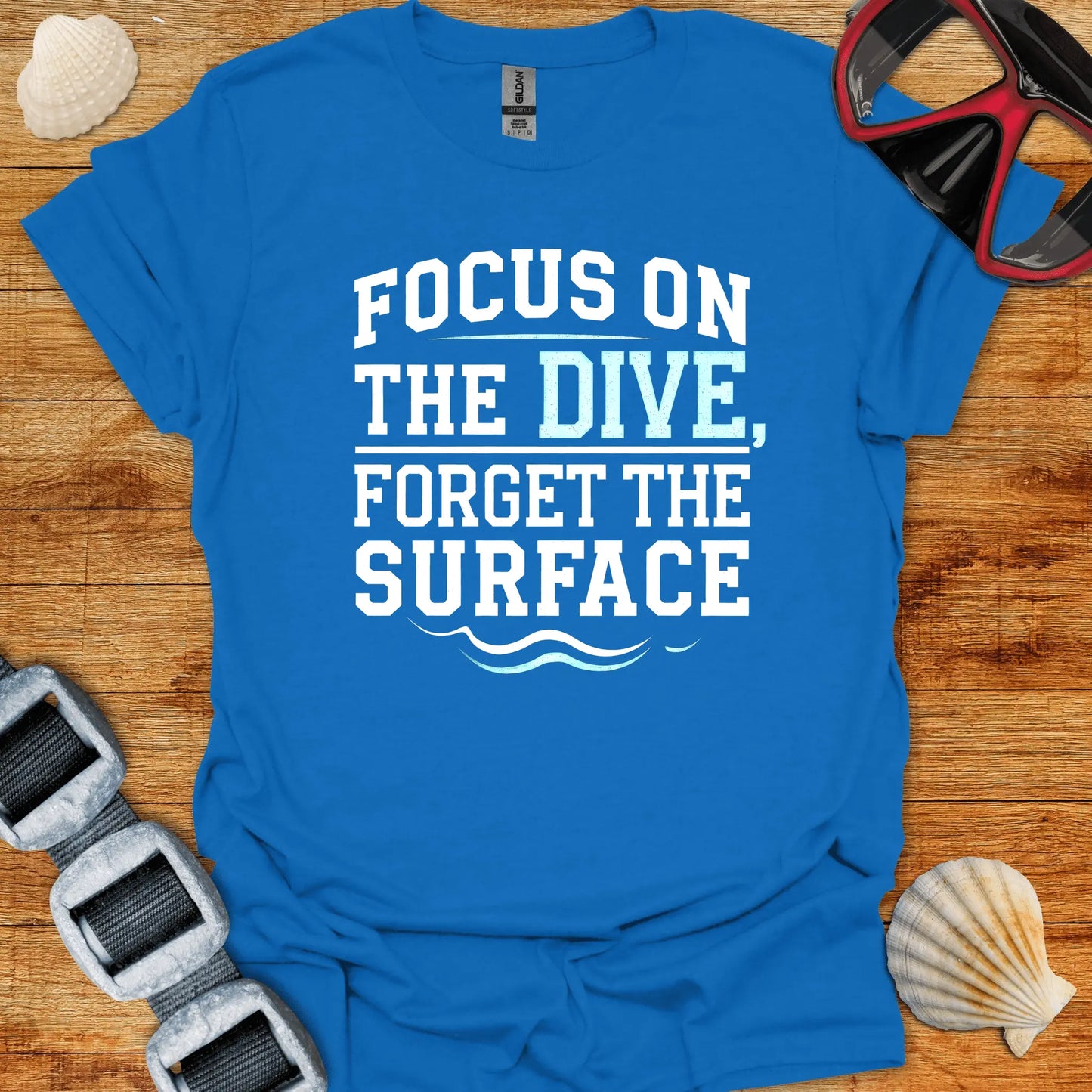 T-Shirt Royal / S Focus On The Dive