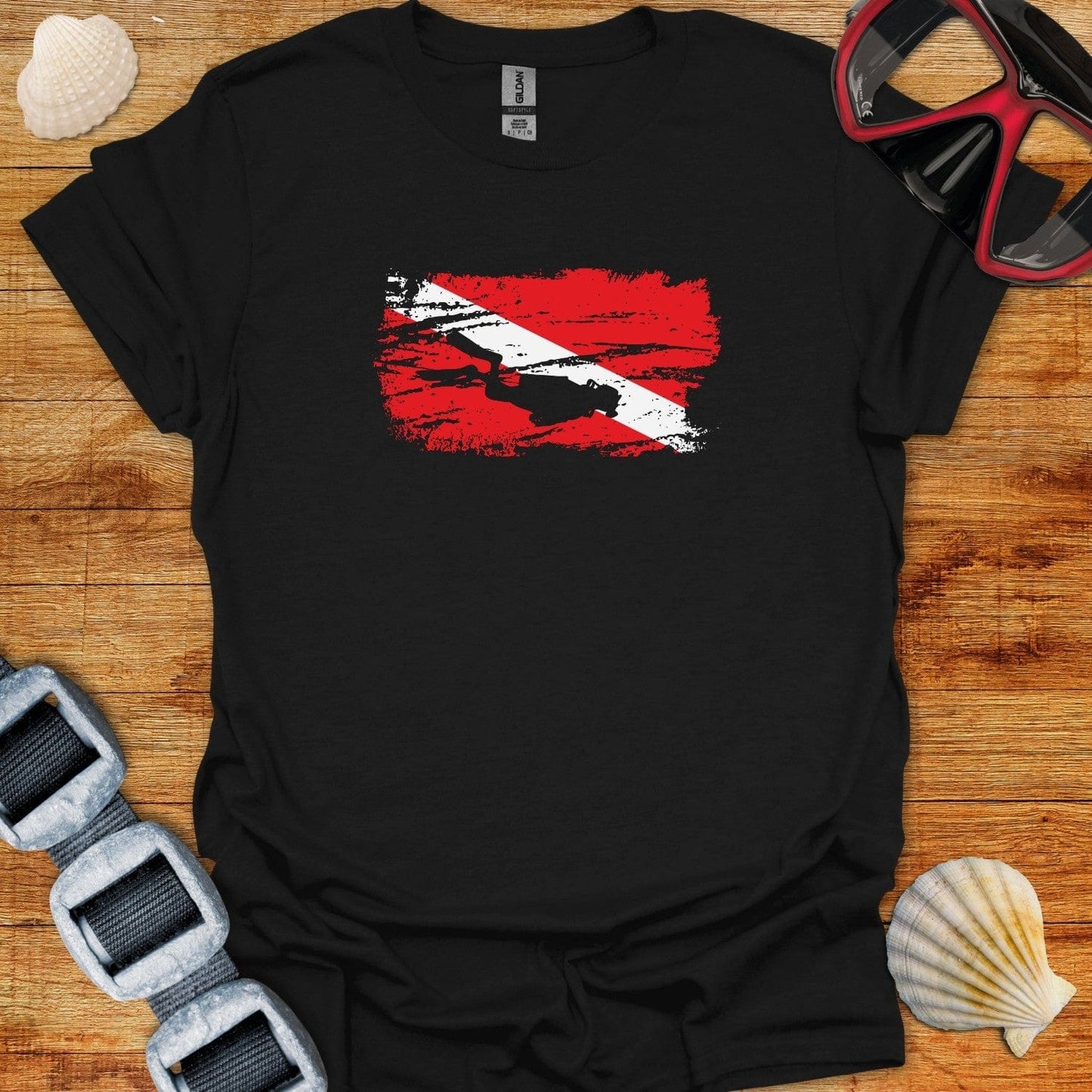 T-Shirt Black / XS Grunge Diver Flag