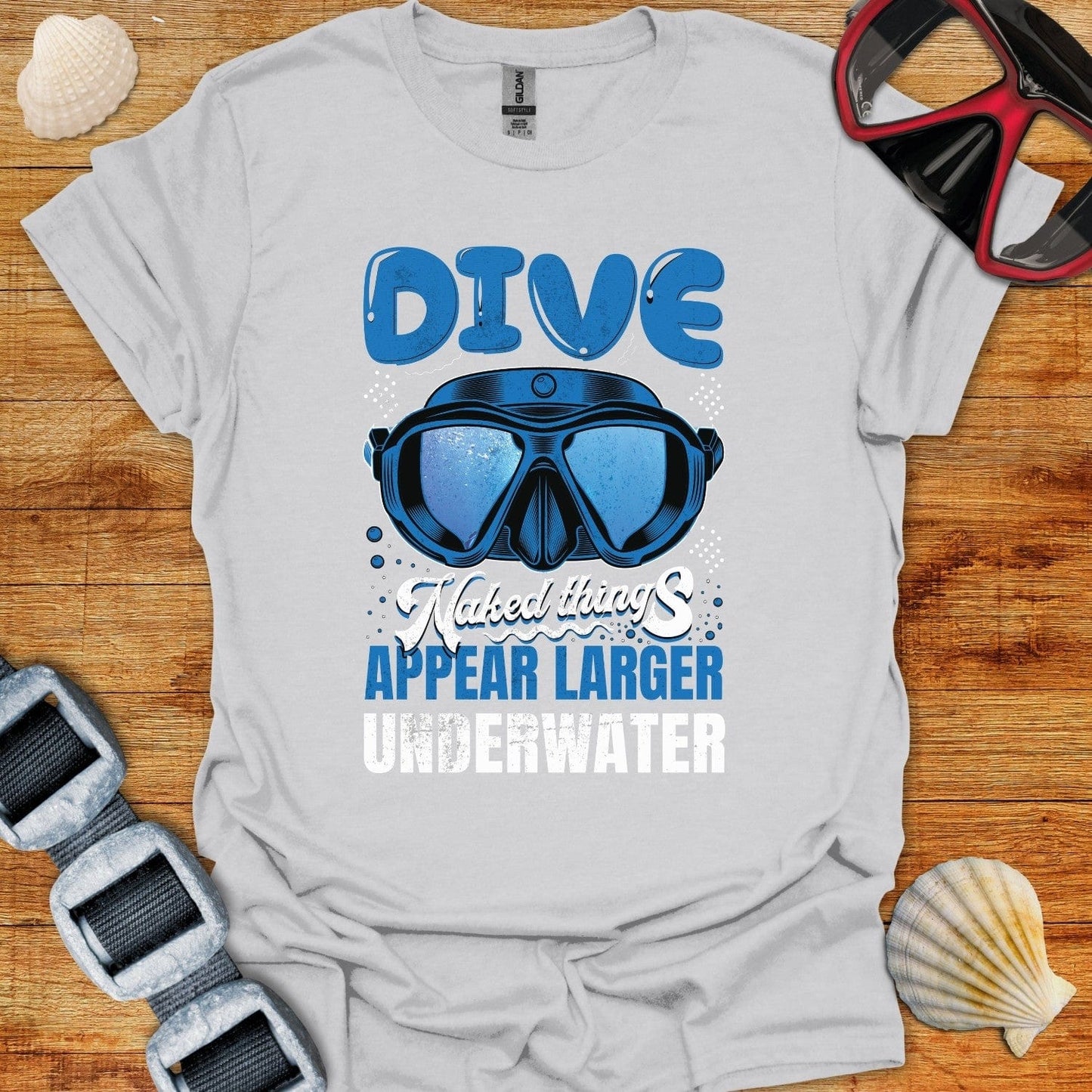 T-Shirt Ice Grey / S Things Appear Larger