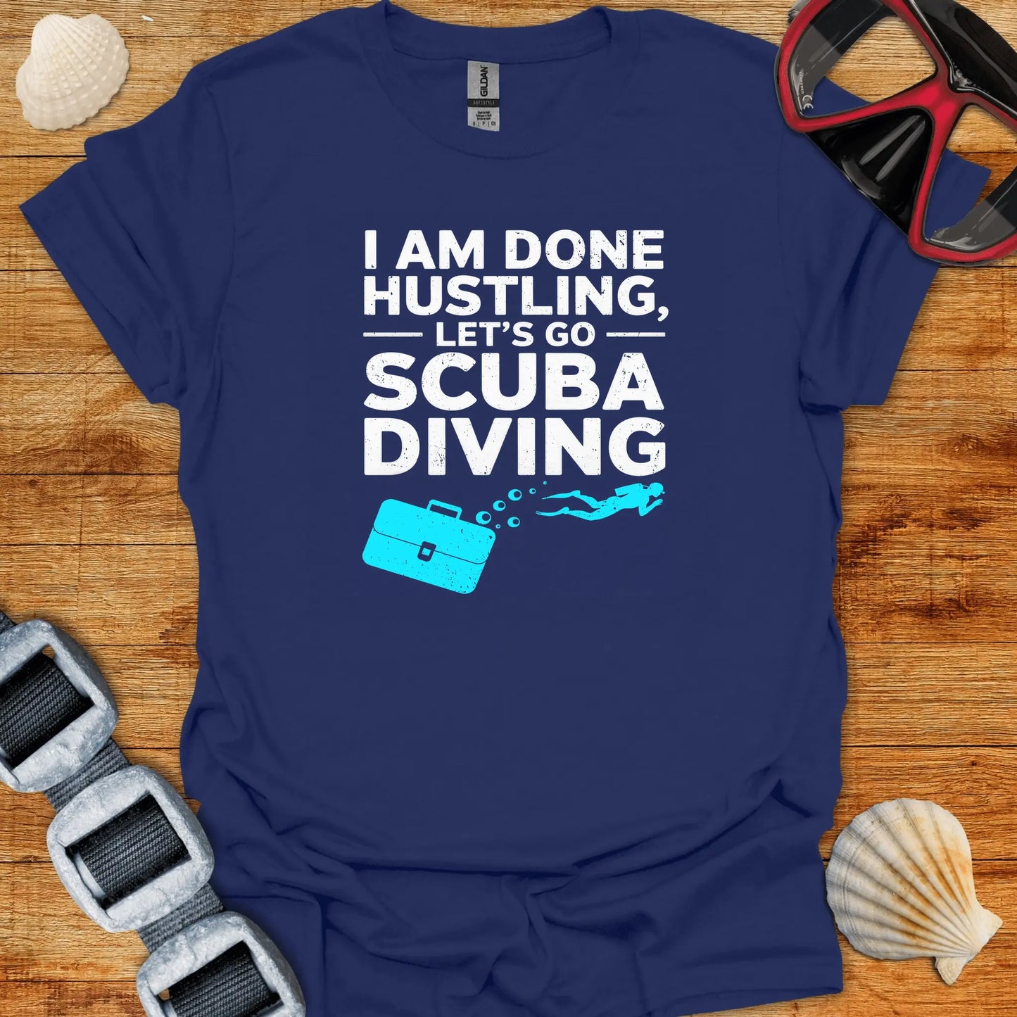 T-Shirt Navy / S Hustling & Scuba T-Shirt